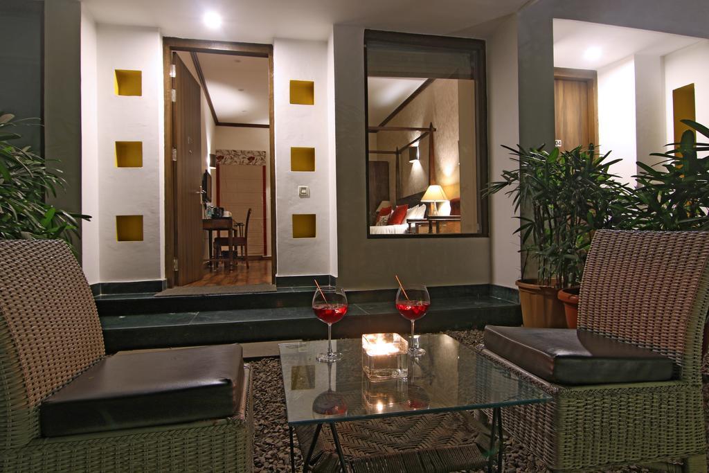 Hotel Devraj Niwas Dźajpur Zewnętrze zdjęcie